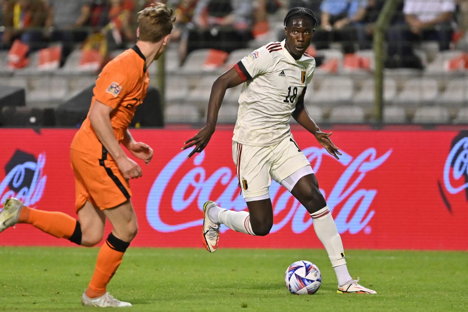 Fix: Amadou Onana wechselt zum FC Everton