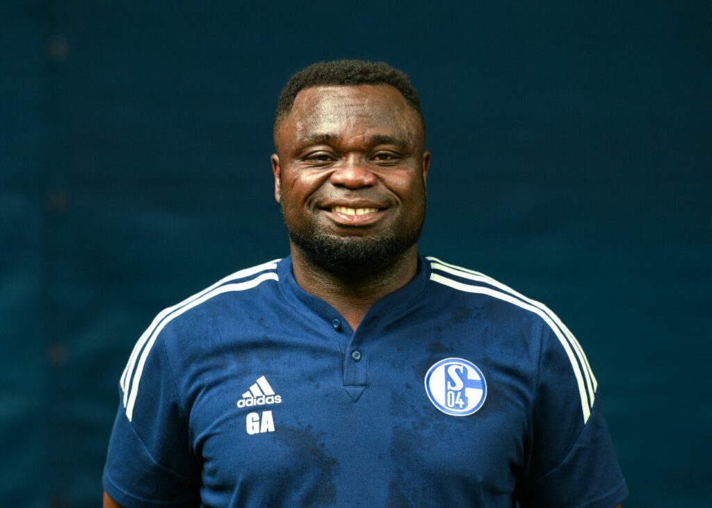 Gerald Asamoah nimmt am neuen Management-Lehrgang von DFB und DFL teil.