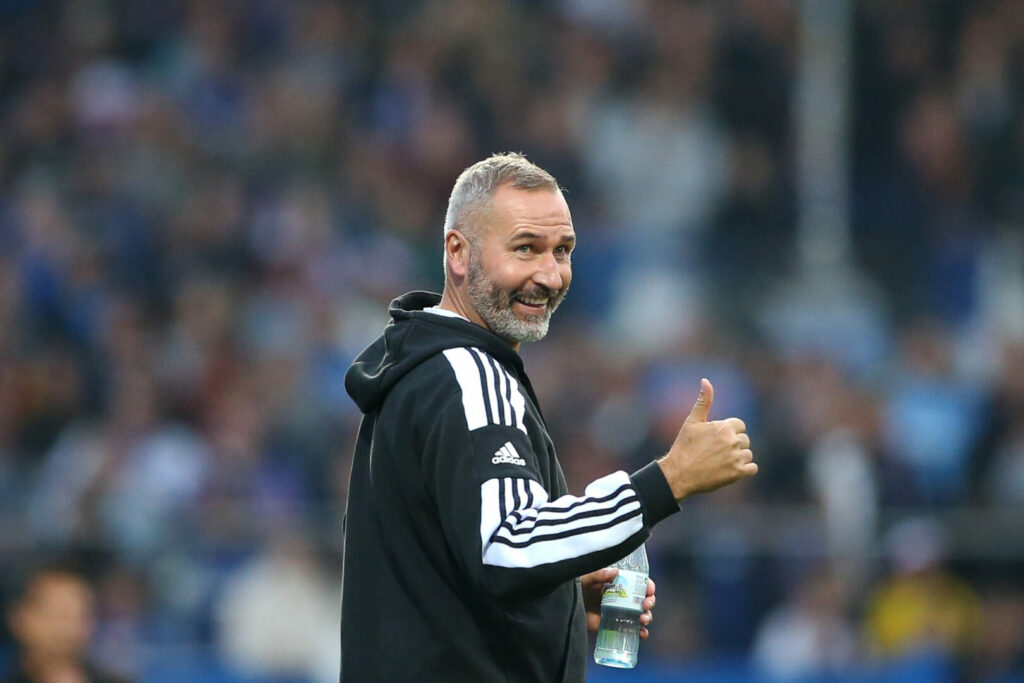 HSV-Trainer Tim Walter winkt ein neuer Vertrag.