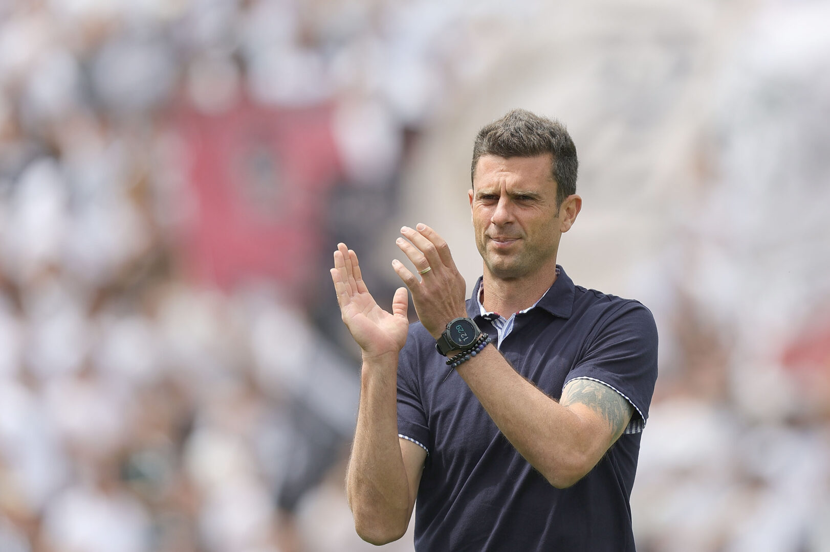 Der FC Bologna wird bald wohl von Thiago Motta trainiert.