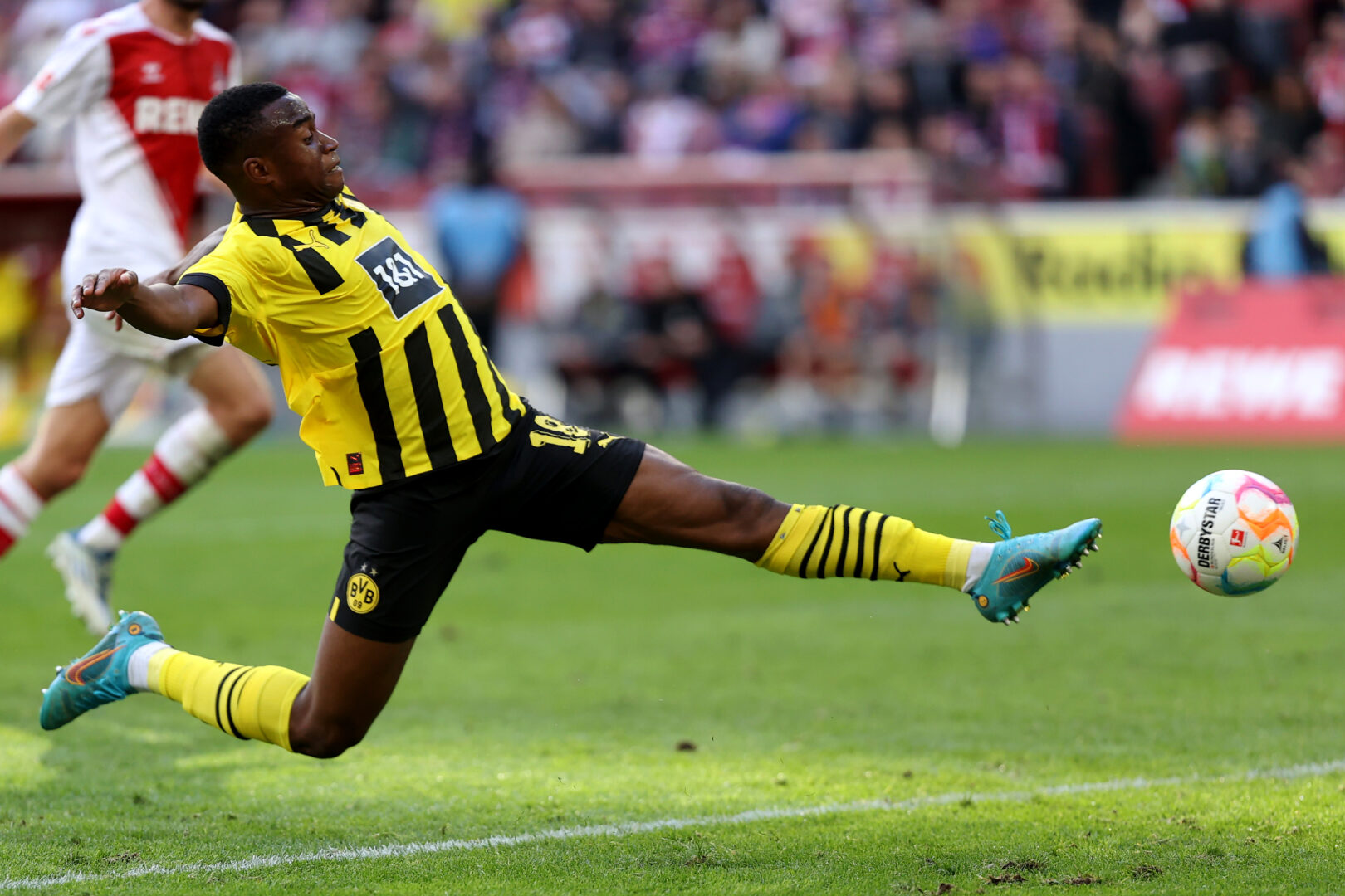 Moukoko BVB CHampions League