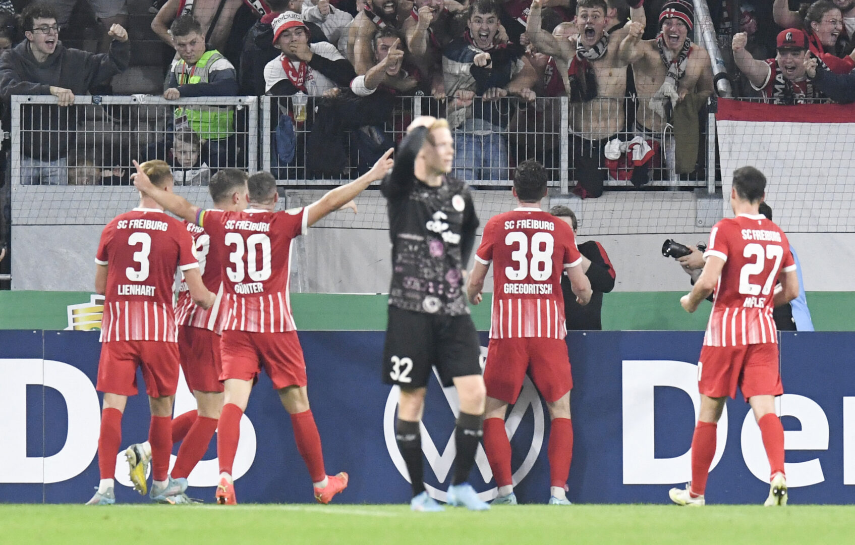 DFB-Pokal SC Freiburg FC St. Pauli