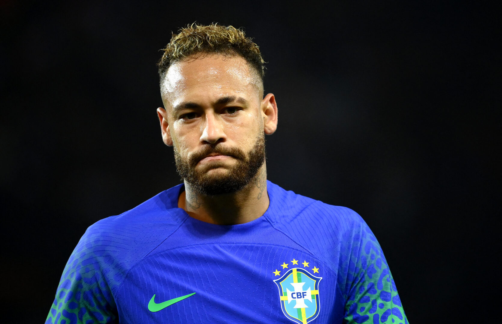 Vor Wahl in Brasilien: Neymar stellt sich hinter rechtsextremen Präsidenten Bolsonaro