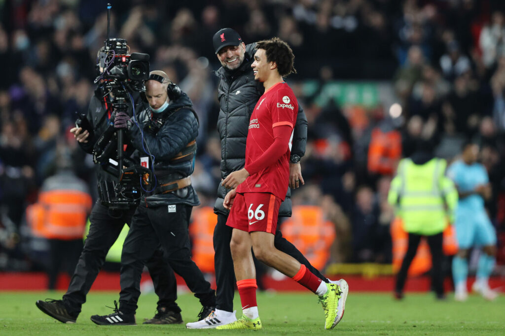 FC Liverpool: Jürgen Klopp hält an Trent Alexander-Arnold fest.