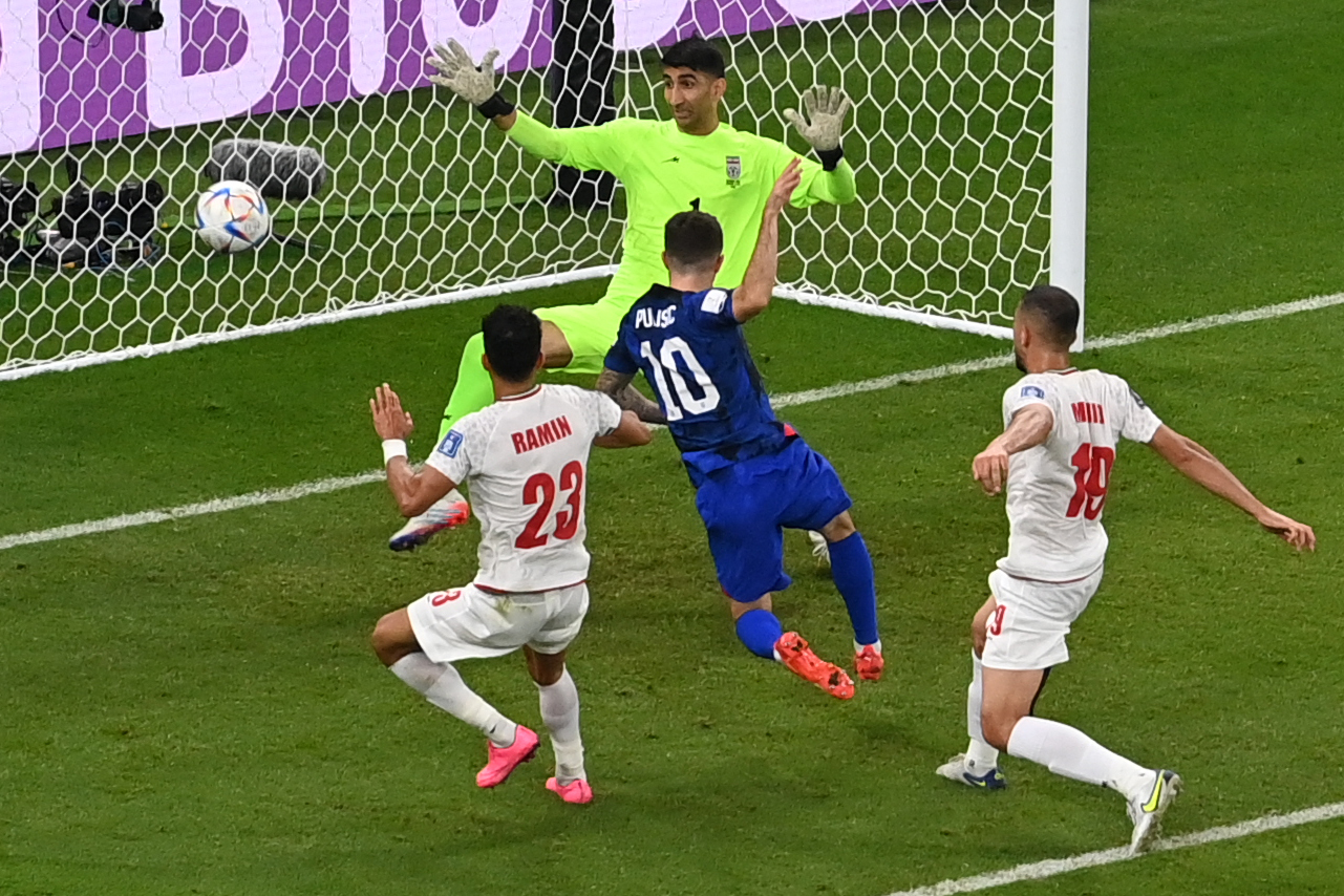 WM 2022 | Zitterpartie! USA bezwingen Iran und stehen im Achtelfinale