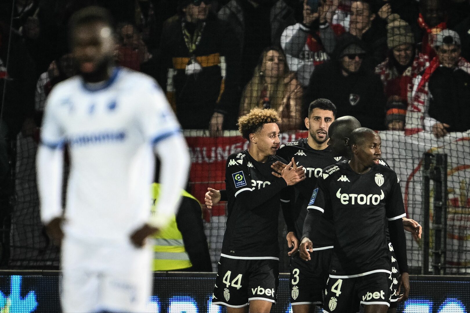 Der nächste Mbappe? 17-Jähriger wird bei Ligue-1-Debüt zum Matchwinner für Monaco!