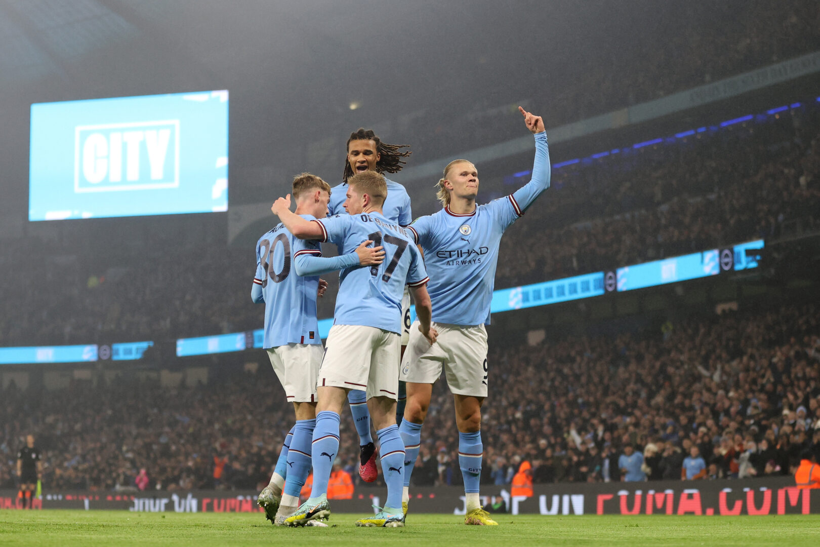 De Bruyne und Haaland in Ligaform: Manchester City schlägt Liverpool und steht im Viertelfinale