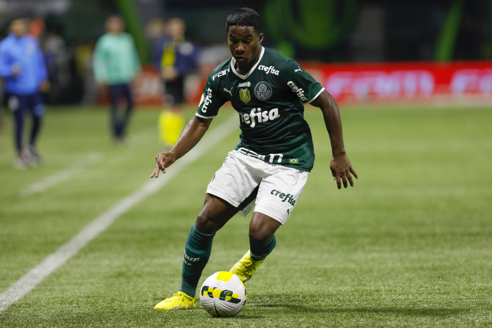 Real Madrid bestätigt Verpflichtung von Toptalent Endrick!