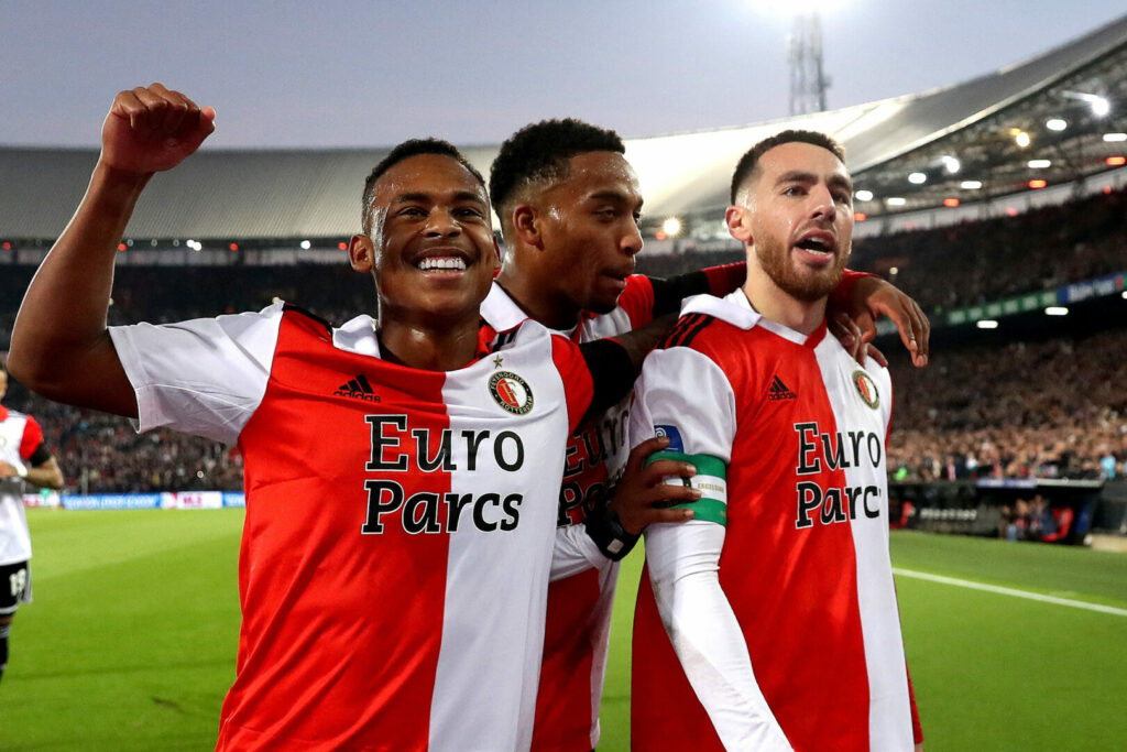 Blick über den Tellerrand: Feyenoord zog in der Tabelle an Ajax vorbei.