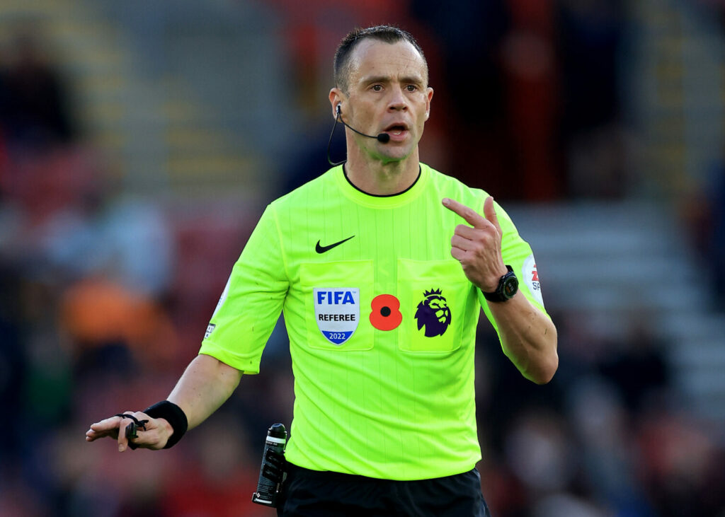 Stuart Atwell, Schiedsrichter des Manchester-Derbys