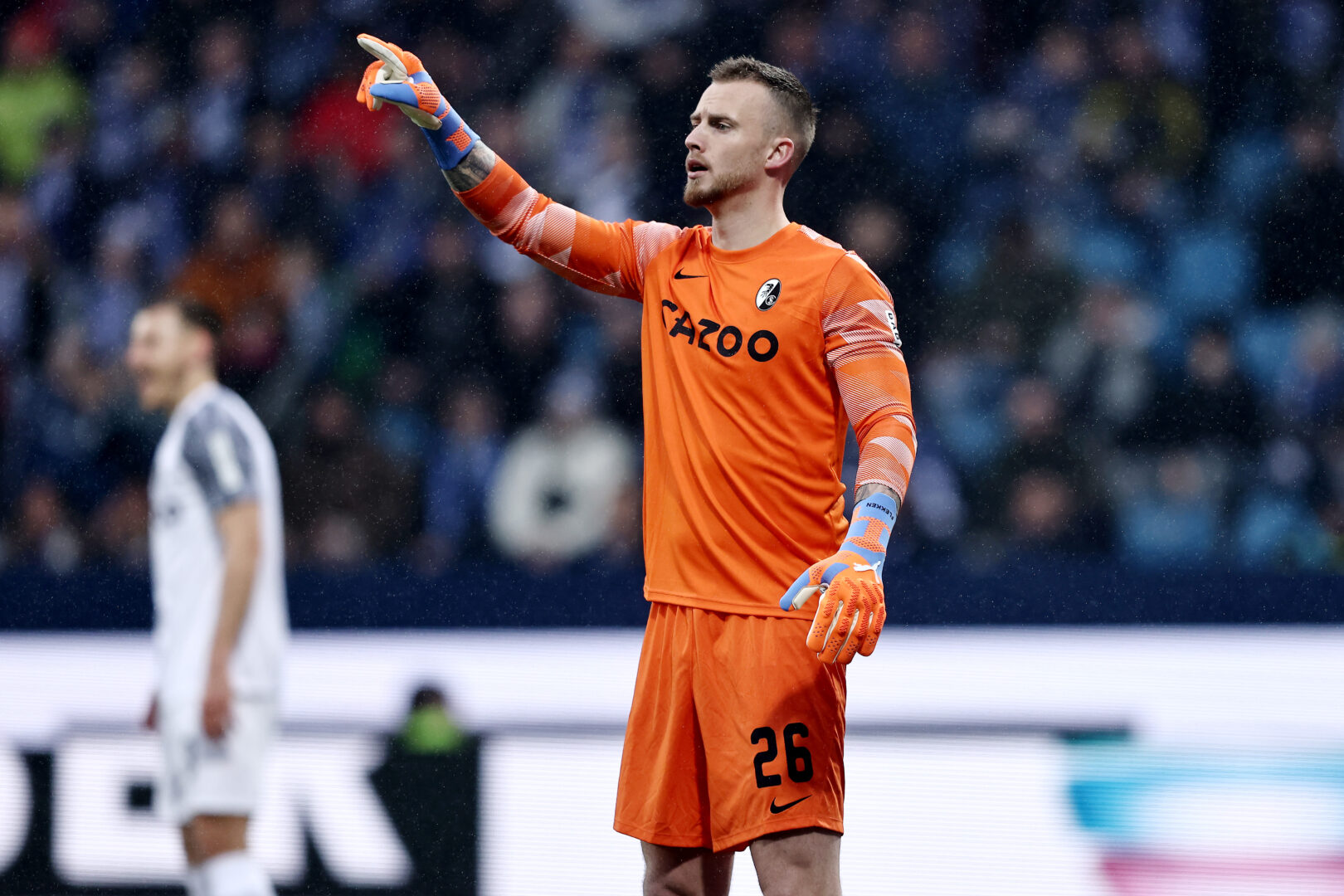 SC Freiburg: Mark Flekken weckt Interesse von Brentford