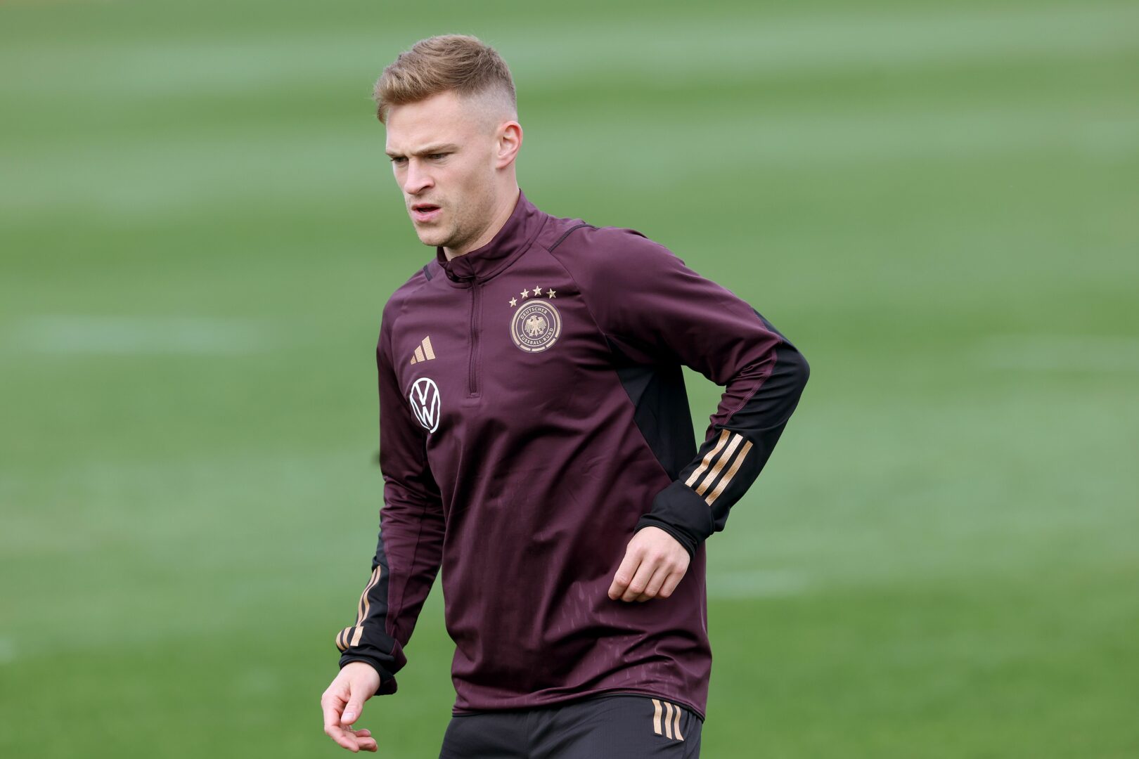 Kimmich fordert die richtige Einstellung von seinen Kollegen