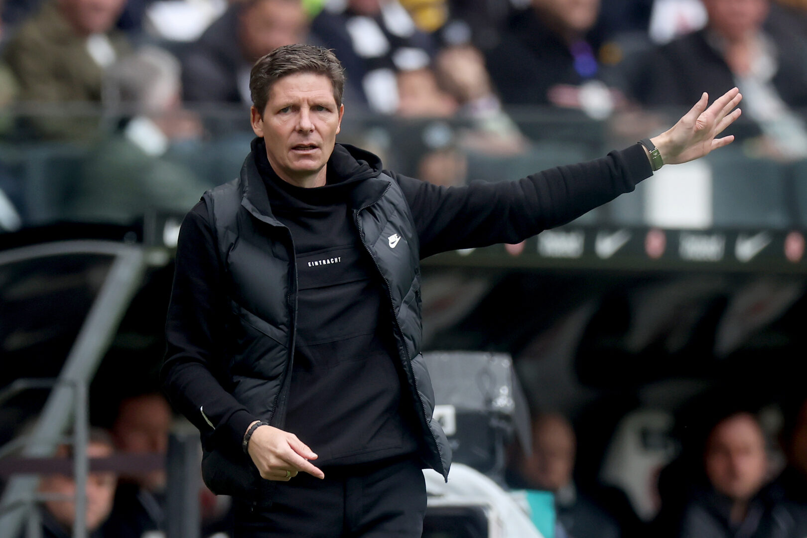 Neun Spiele ist der letzte Sieg der Frankfurter in der Bundesliga nun her.