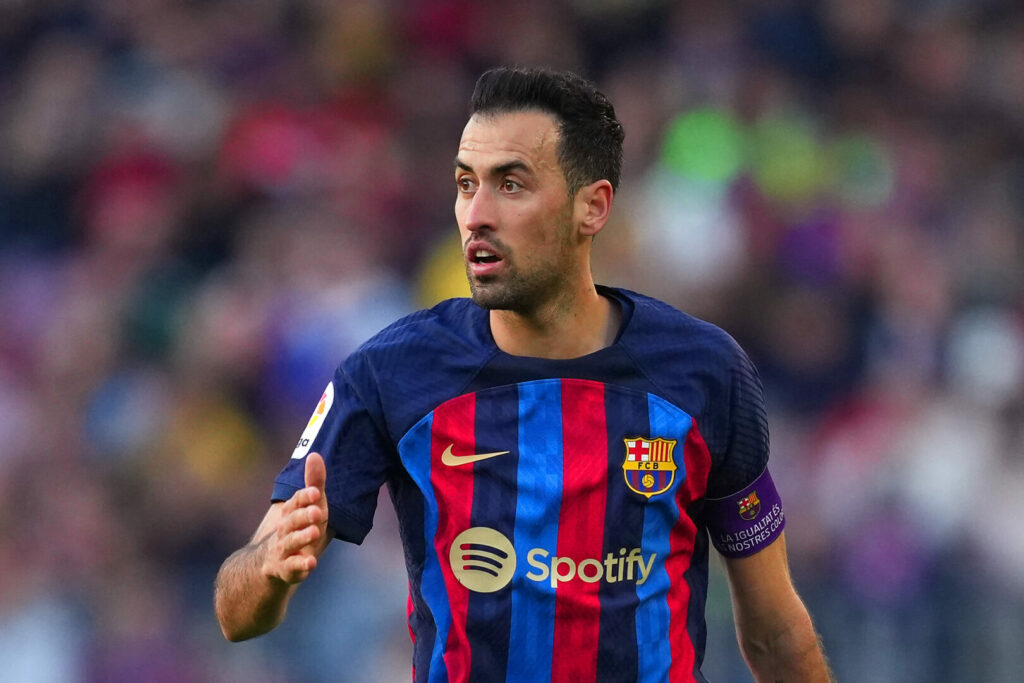 Sergio Busquets könnte dem FC Barcelona treu bleiben.