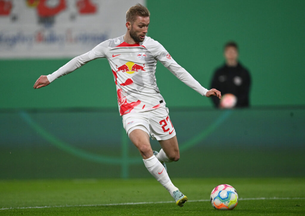 Konrad Laimer könnte der erste Neuzugang für die kommende Saison beim FC Bayern sein.