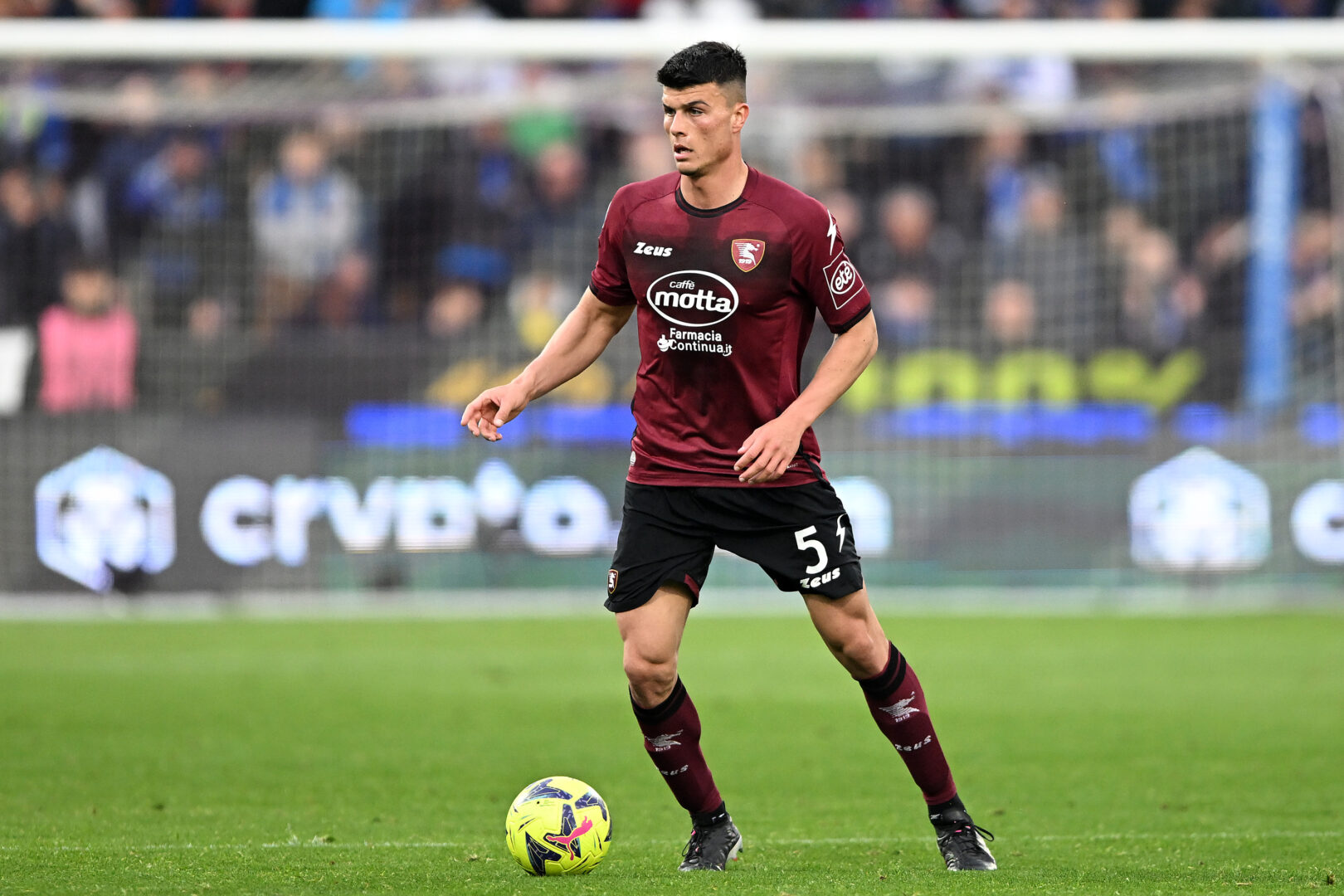 Eintracht Frankfurt offenbar mit Interesse an Salernitana-Verteidiger Daniliuc