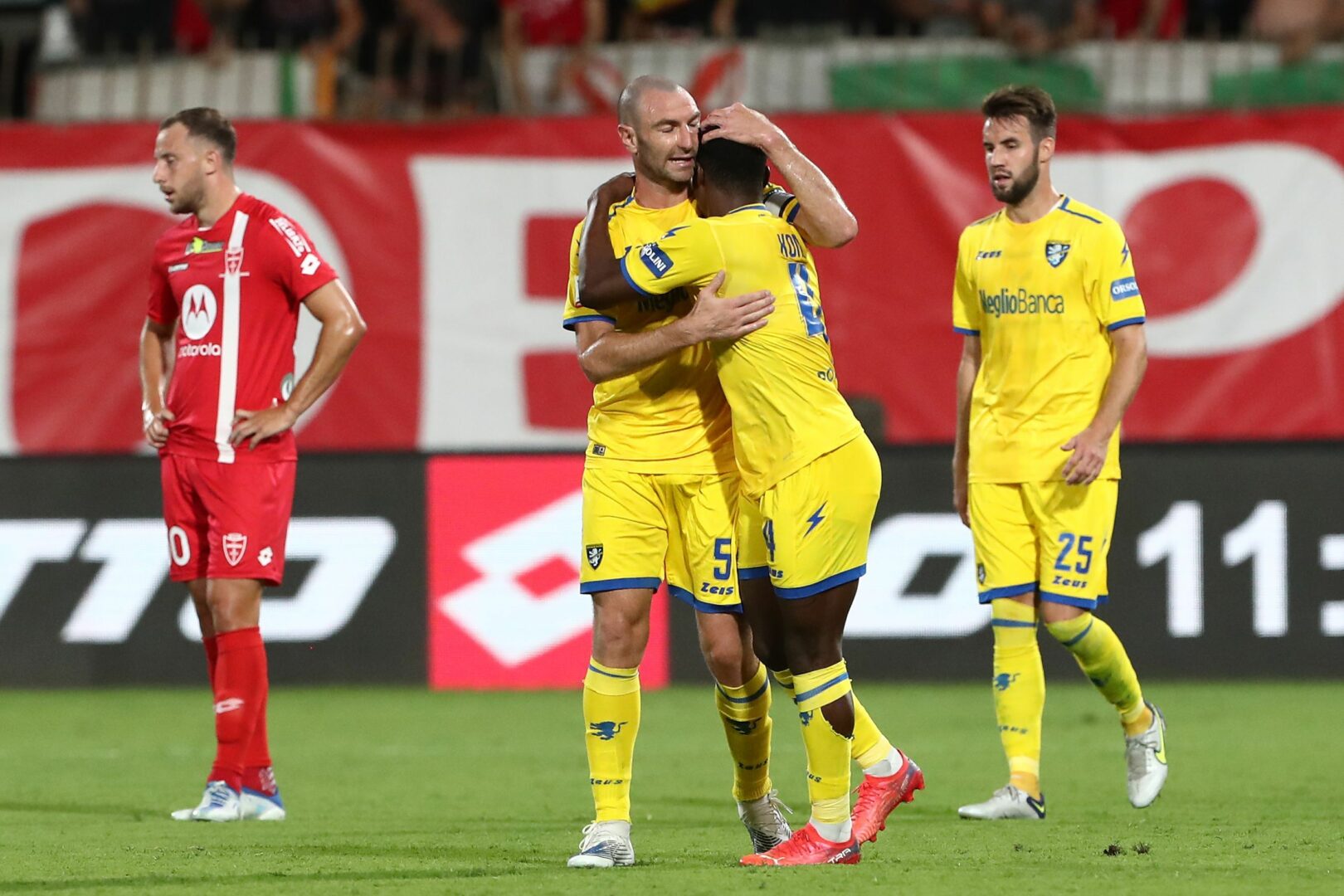 Frosinone Calcio steigt in die Serie A auf!