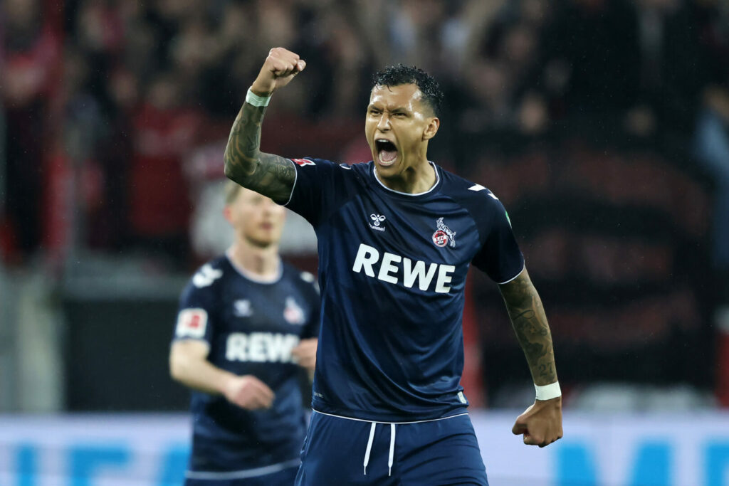 Bundesliga: Selke-Doppelpack beendet die Serie von Bayer Leverkusen.