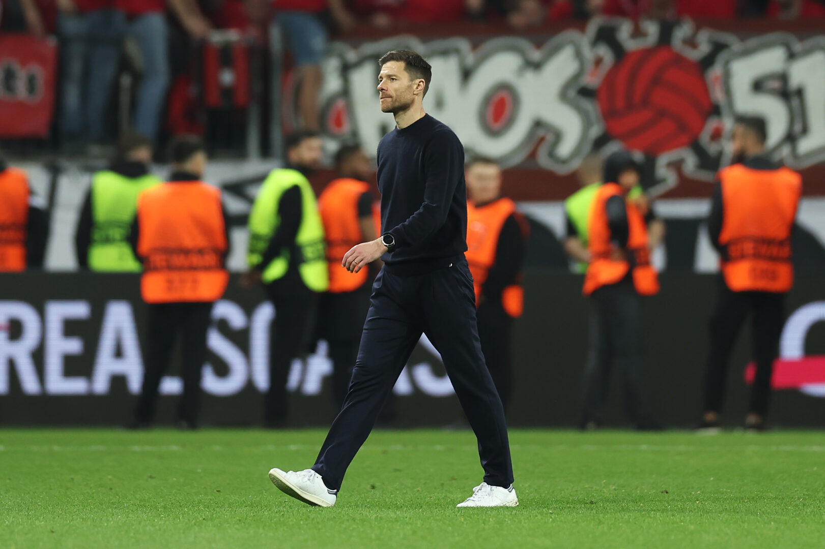 Leverkusen Trainer Xabi Alonso nach dem Aus in der Europa League.