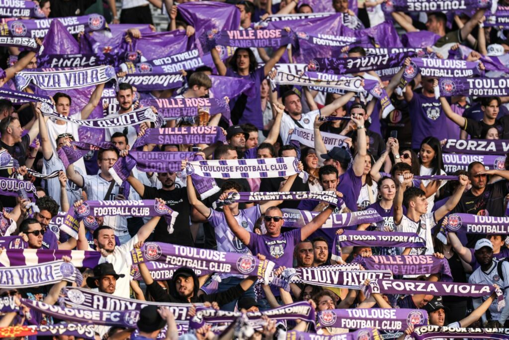 Die Fans des FC Toulouse würden nächstes Jahr gerne durch Europa reisen.