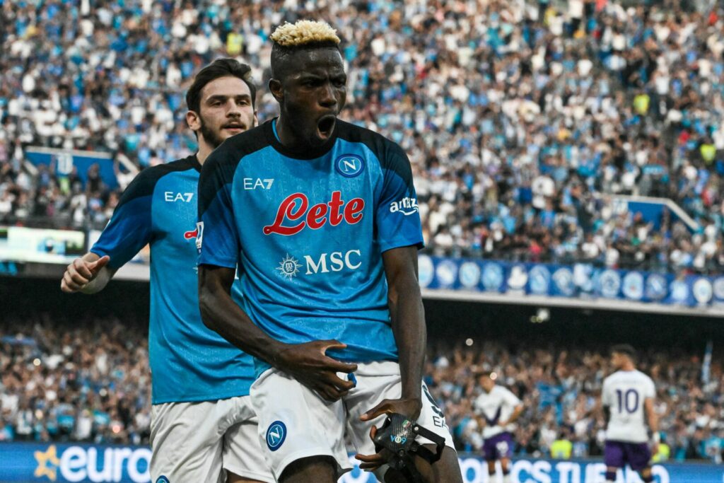 Victor Osimhen feiert sein 1:0 für die SSC Napoli gegen Florenz