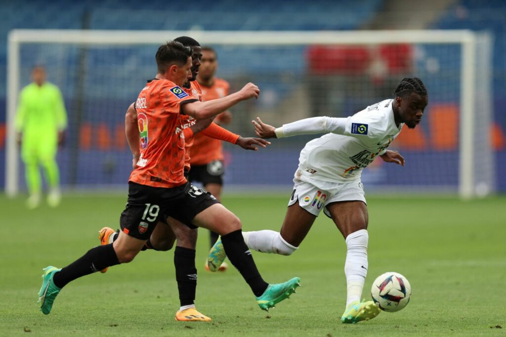 Kari Paris Saint-Germain