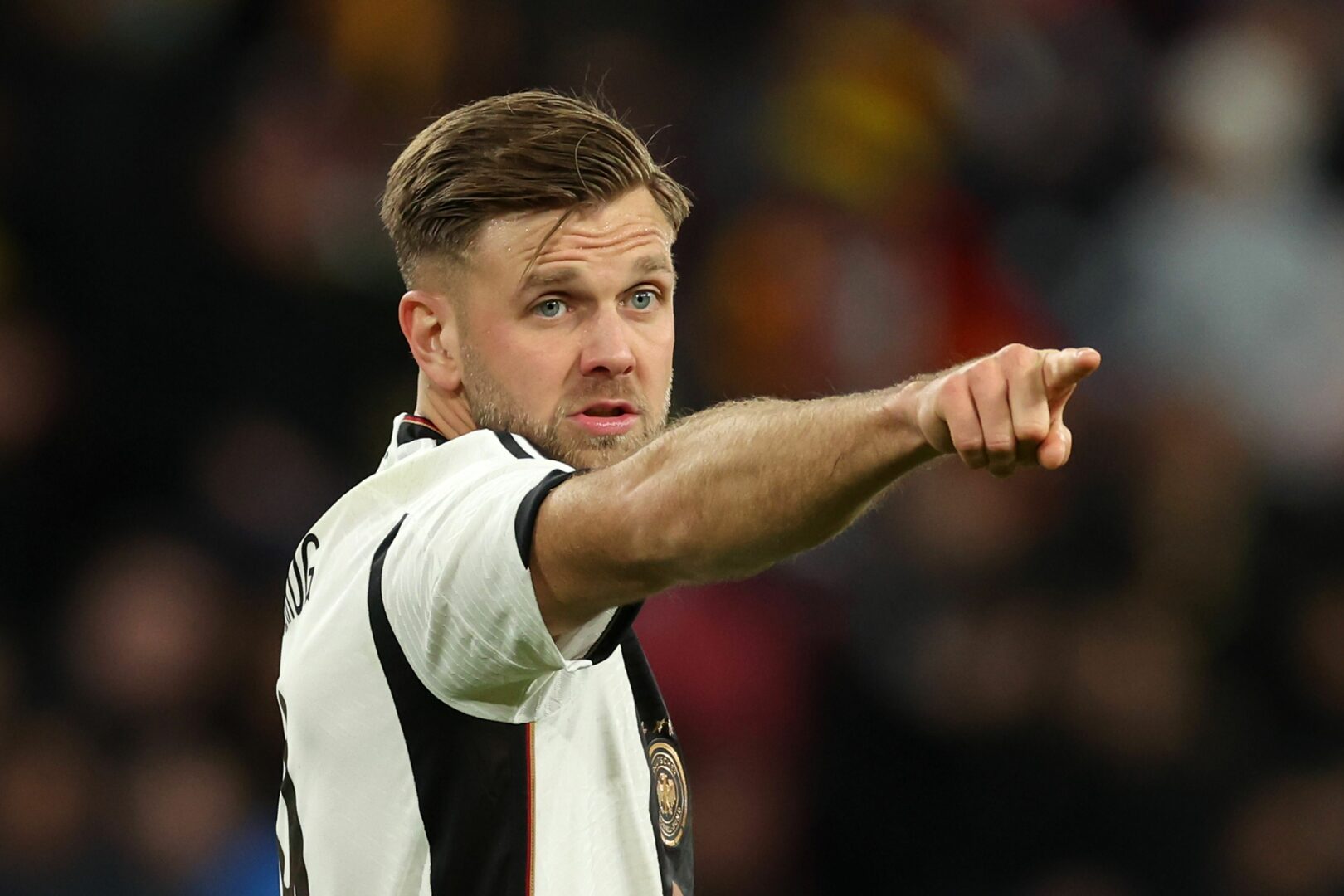 Füllkrug stürmt in seinem Heimspiel für den DFB.