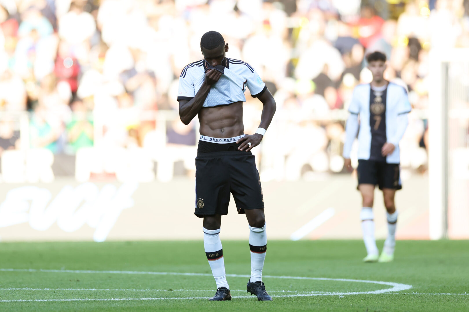 Antonio Rüdiger nach der enttäuschenden Darbietung des DFB.