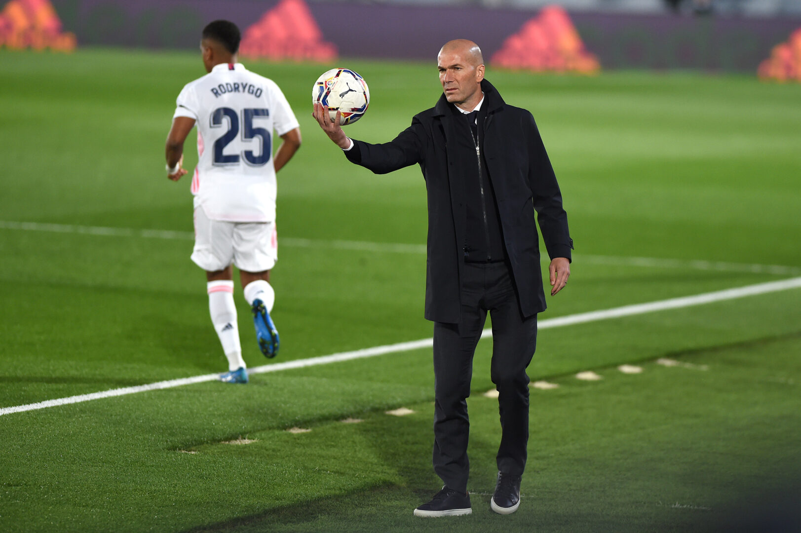 Bald wieder in der Coaching-Zone? Zidane hofft auf Trainer-Rückkehr