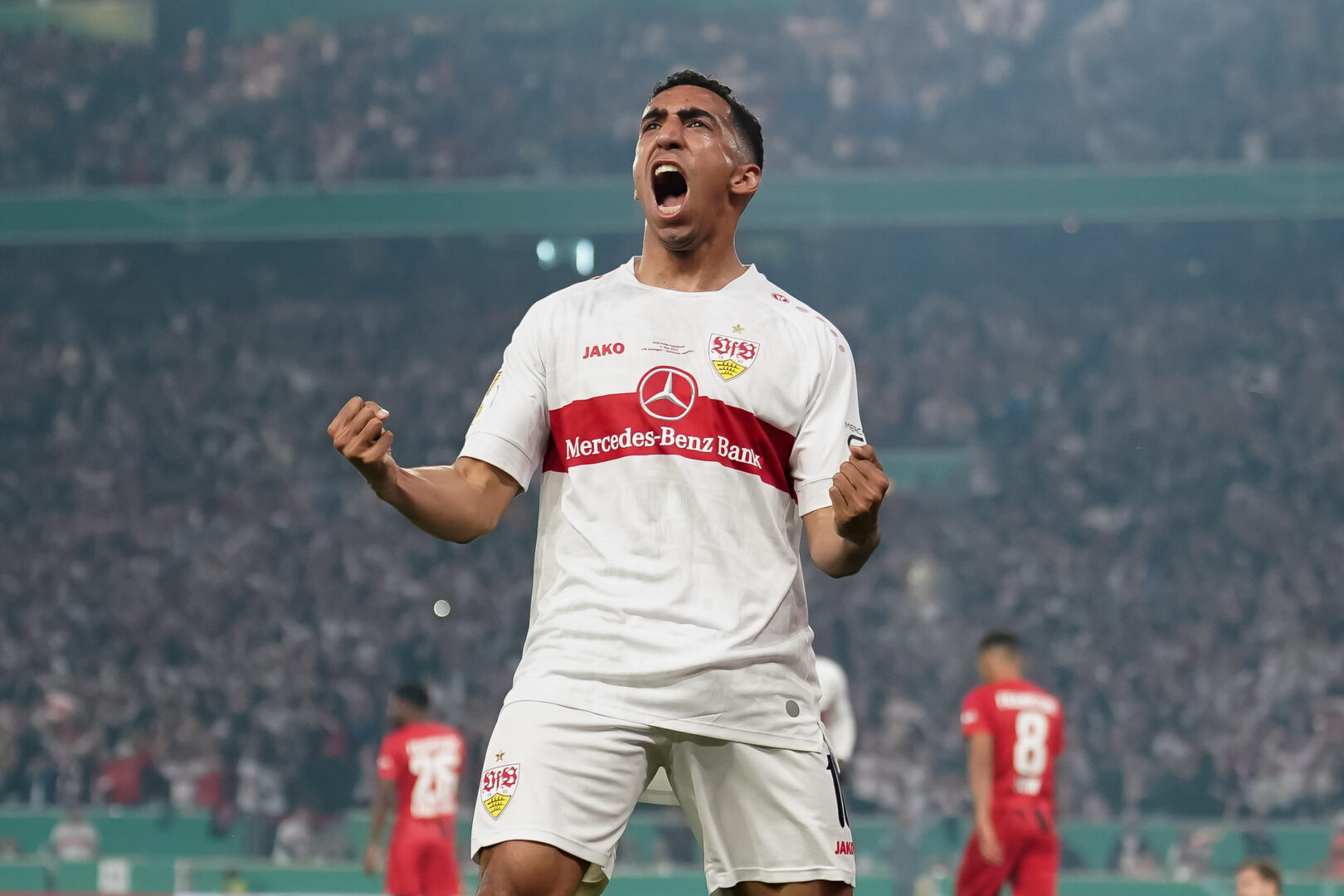 Verstärkung für die Wölfe: Tomas-Transfer vor Abschluss