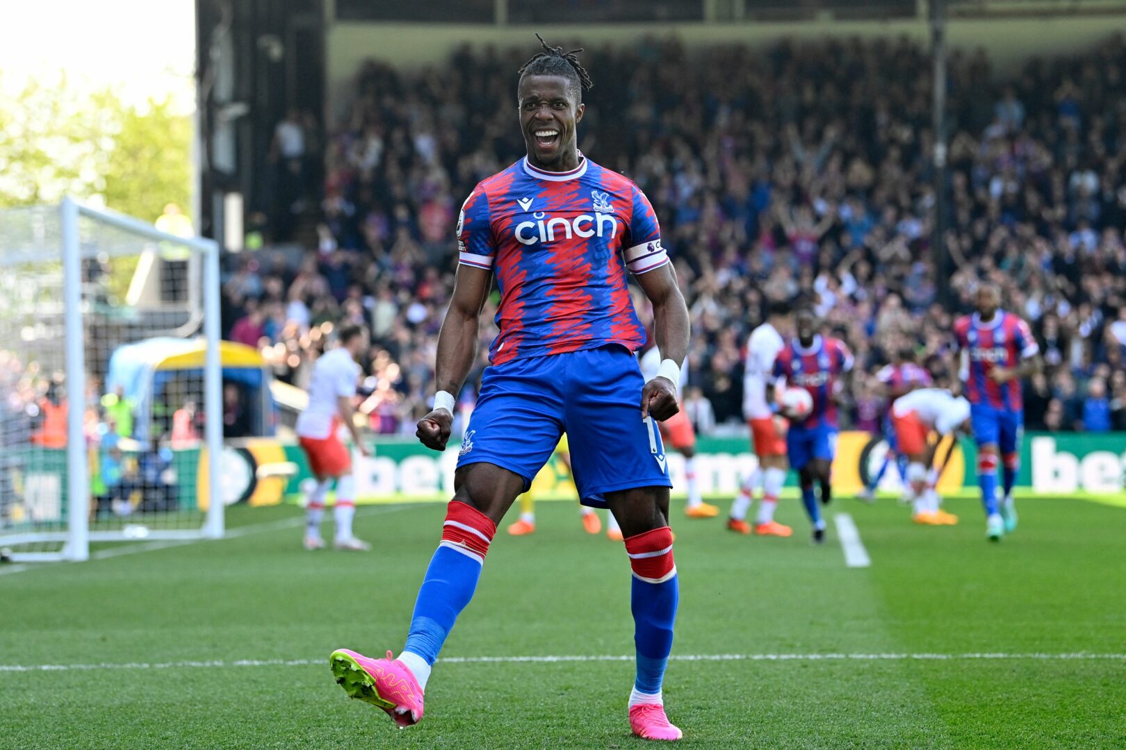 Fix: Wilfried Zaha wechselt zu Galatasaray