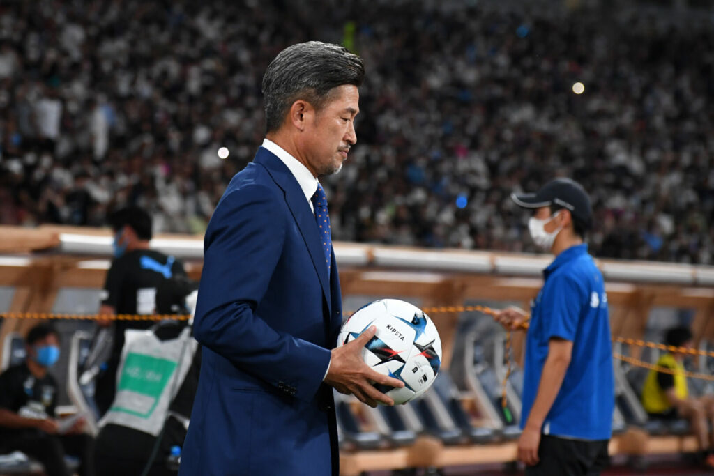 Kazuyoshi Miura macht ein noch ein Jahr weiter bei Oliverirense.