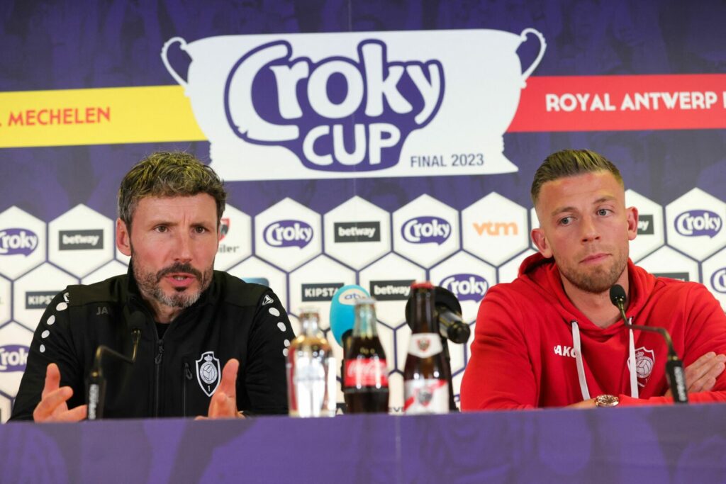 Van Bommel Alderweireld Antwerpen Molde Klaksvik Europapokal