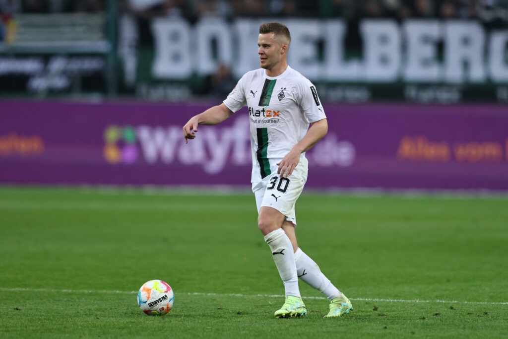 Nico Elvedi Borussia Mönchengladbach Vertragsverlängerung