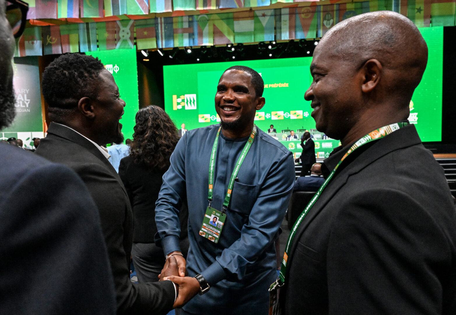Eto’o in mehrere Skandale verwickelt: Funktionäre fordern FIFA zur Suspendierung auf