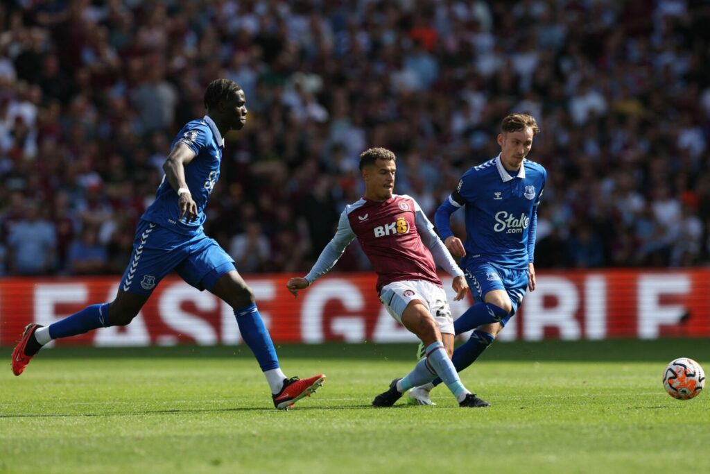 Philippe Coutinho im Trikot von Aston Villa.