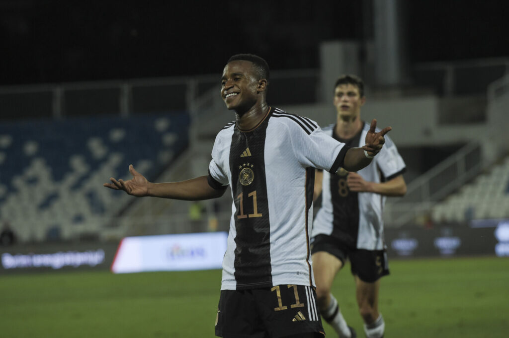 Moukoko ist der Torgarant der U21