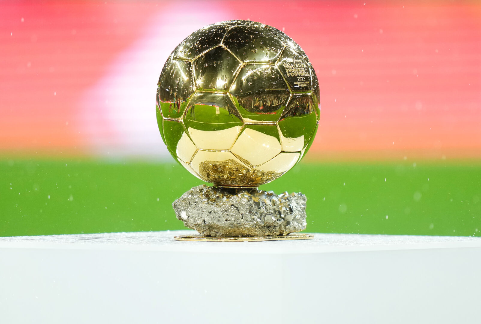 90PLUS-Ticker: Ballon d’Or Shortlist vor Bekanntgabe – Greenwood-Begrüßung in Getafe