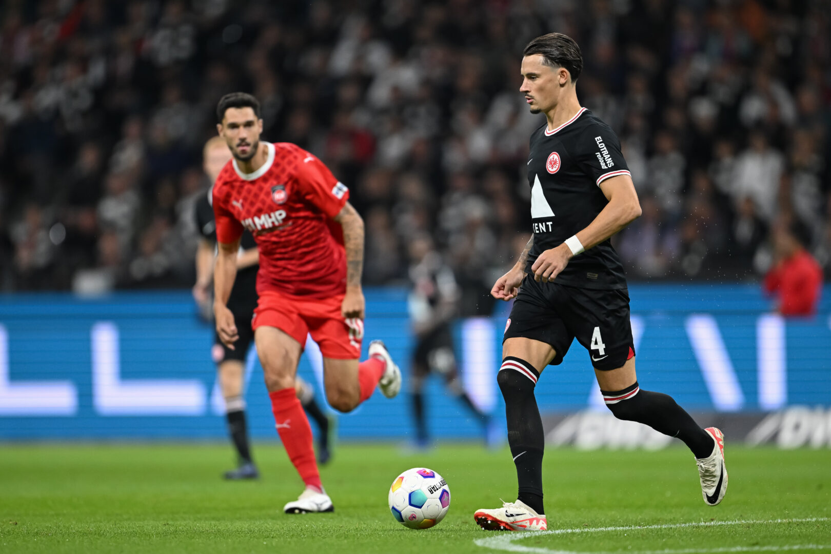 Robin Koch im Trikot von Eintracht Frankfurt