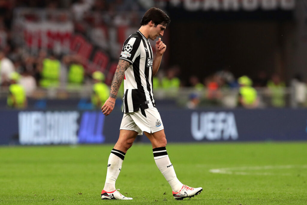 Sandro Tonali hat gegen die Wettregularien verstoßen.