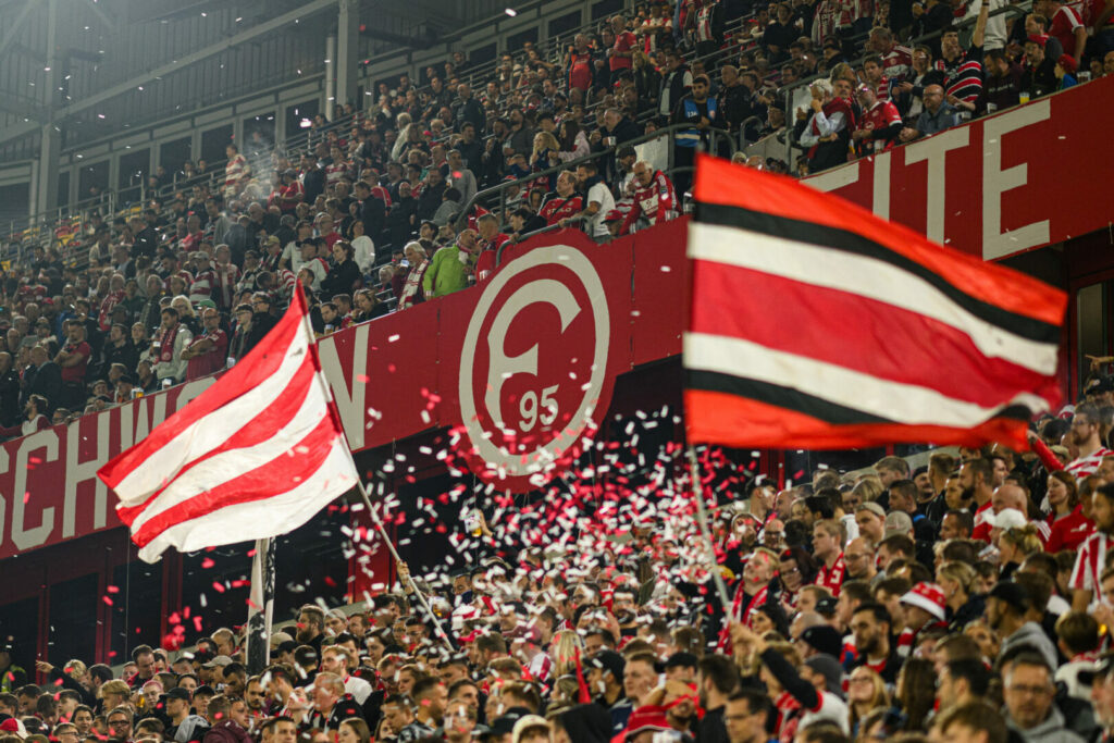 Die Fans von Fortuna Düsseldorf können ihre Mannschaft demnächst kostenlos sehen.