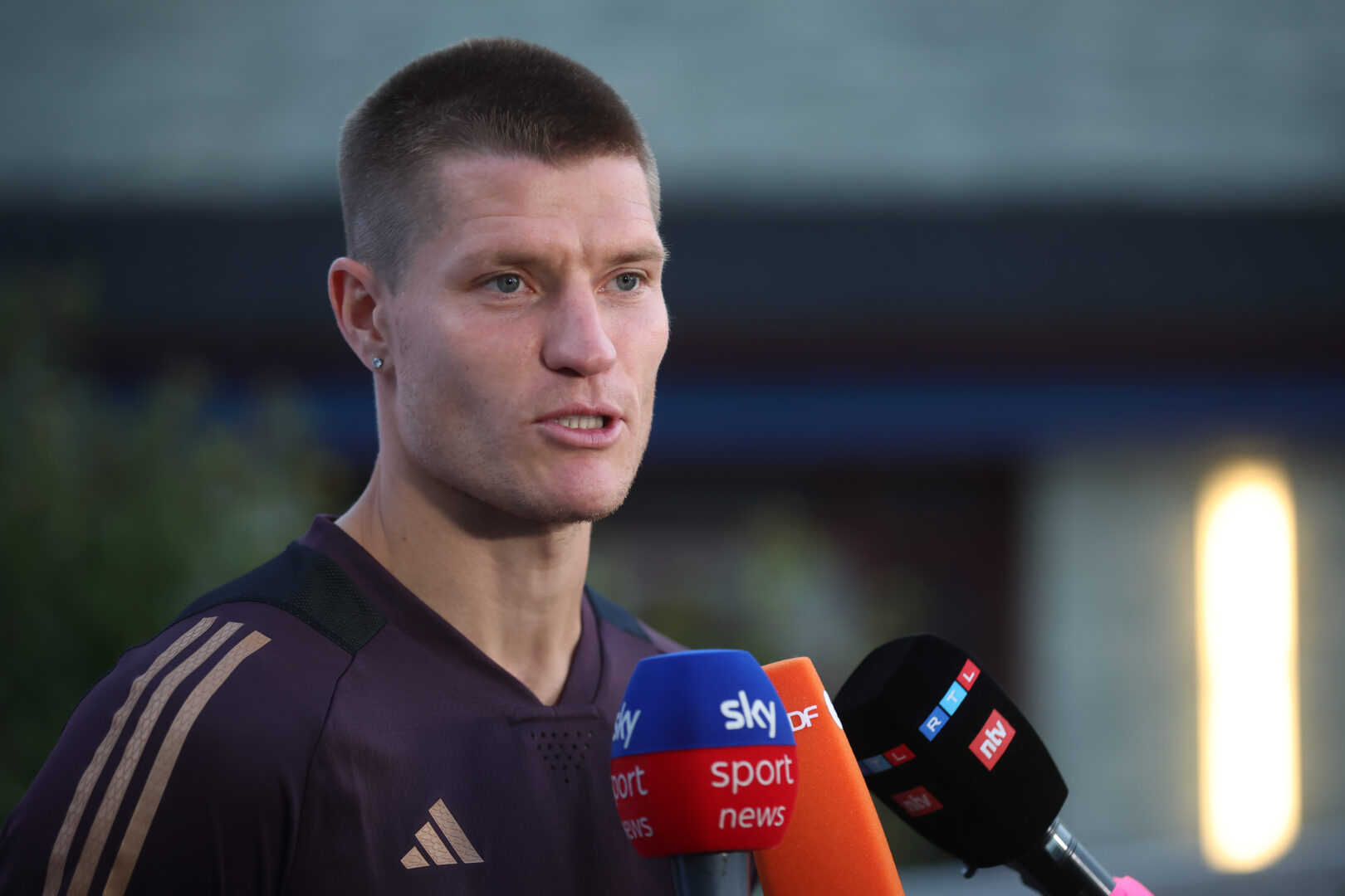 Kevin Behrens ist erstmals bei der Nationalmannschaft dabei.