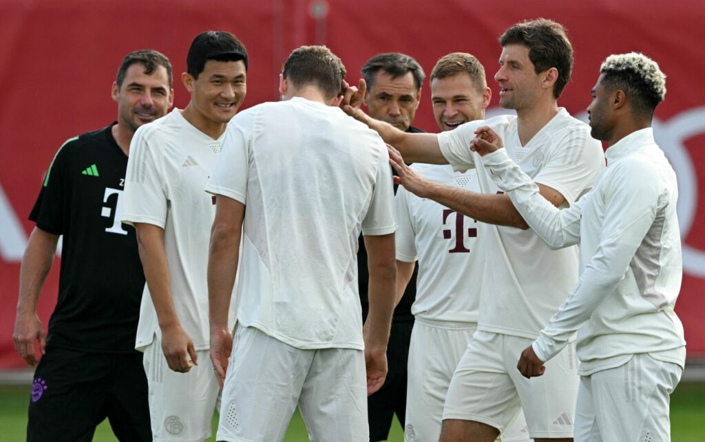 Der FC Bayern will in der Bundesliga die Meisterschaft gewinnen.