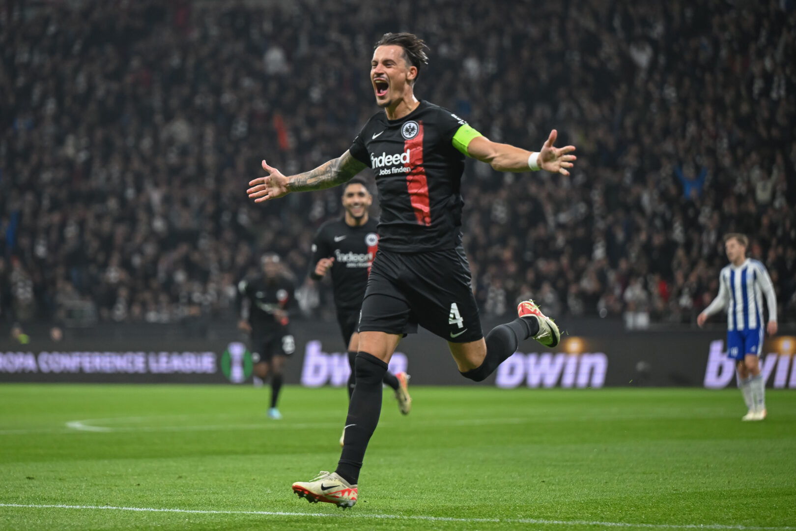 Robin Koch hat große Ziele mit Einracht Frankfurt.