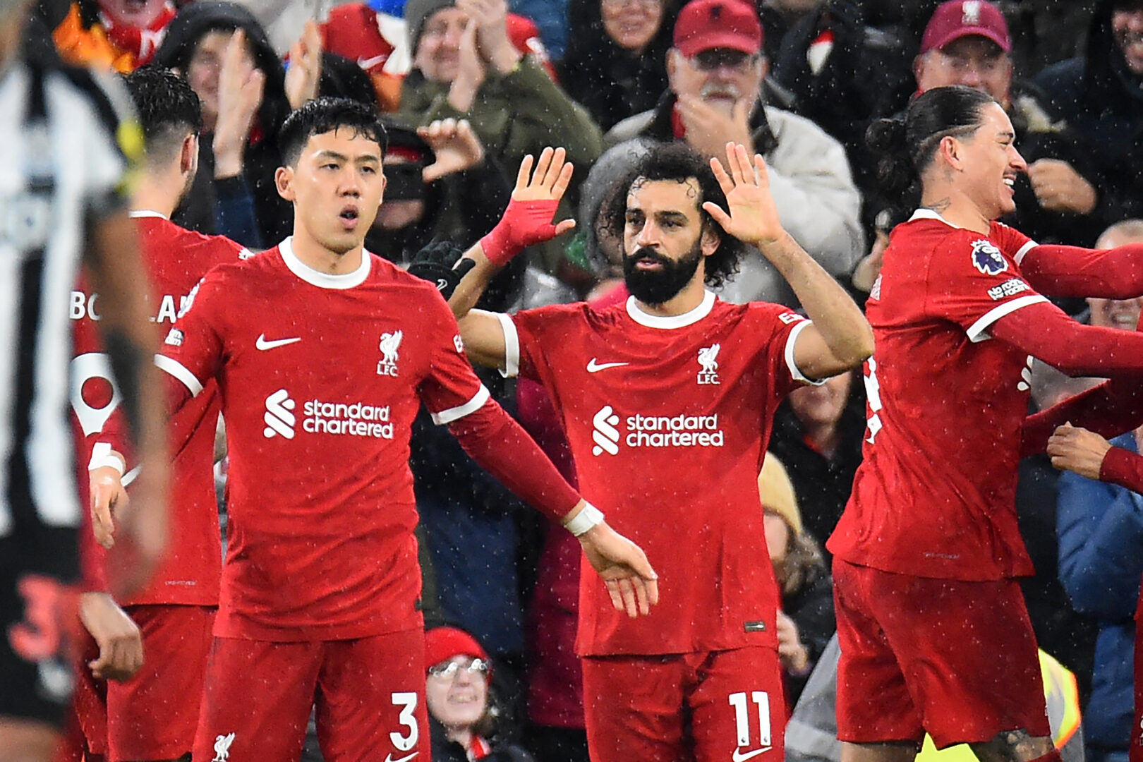 Große Show nach Elfer-Fehlschuss: Fantastischer Salah führt Liverpool zum Sieg gegen Newcastle!
