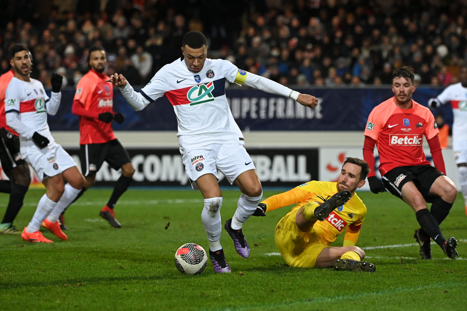Coupe de France: Mbappé demontiert Sechstligisten, Elferkrimi bei Kehrer-Debüt
