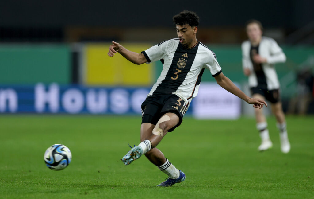 Nathaniel Brown im Trikot der U21-Nationalmannschaft.