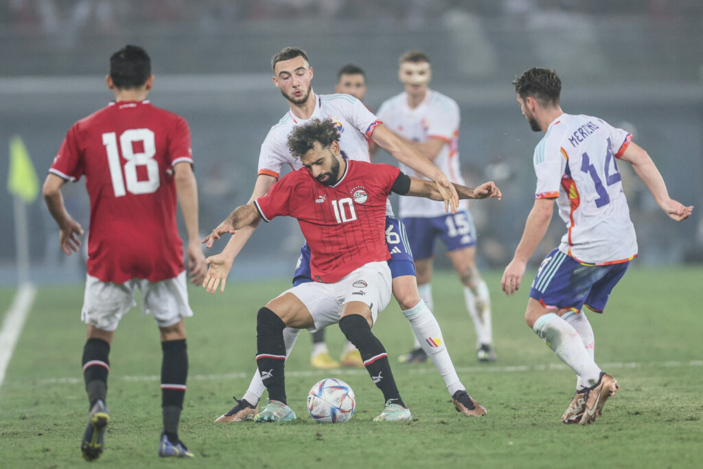 Der Beginn der afrikanischen und asiatischen Kontinentalturniere steht unmittelbar bevor. Während man sich als Fan einerseits also auf spannende Spiele freuen kann, sind die Auswirkungen auf den internationalen Klub-Fußball wieder mal immens. Ein Überblick.(Afrika- und Asien-Cup)