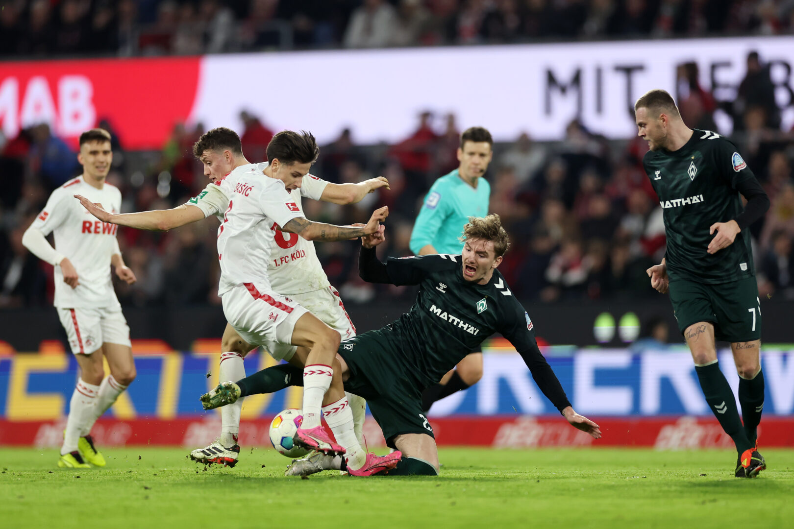 Der 1. FC Köln und Werder Bremen lieferten sich eine umkämpfte Partie.