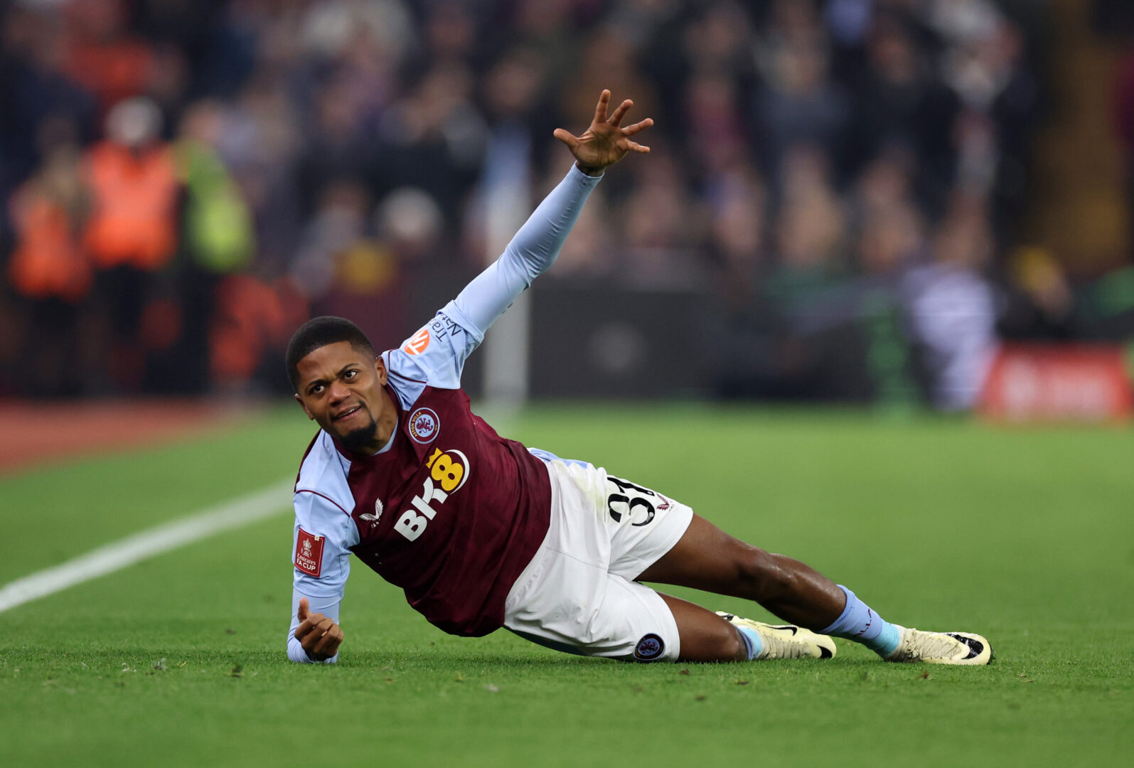 Offiziell: Leon Bailey unterschreibt neuen Vertrag bei Aston Villa